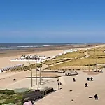 Lägenhet Partial Sea View