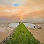 Partial Sea View Apartment *