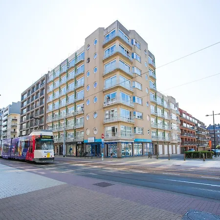 Apartment Partial Sea View